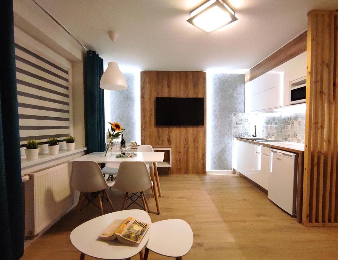 Lago Apartamenty I Pokoje Łeba Exterior foto